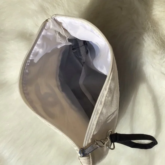 Designer-inspired detachable wristlet lightweight-canvas bag with crystal C logo - Picture 5 of 8